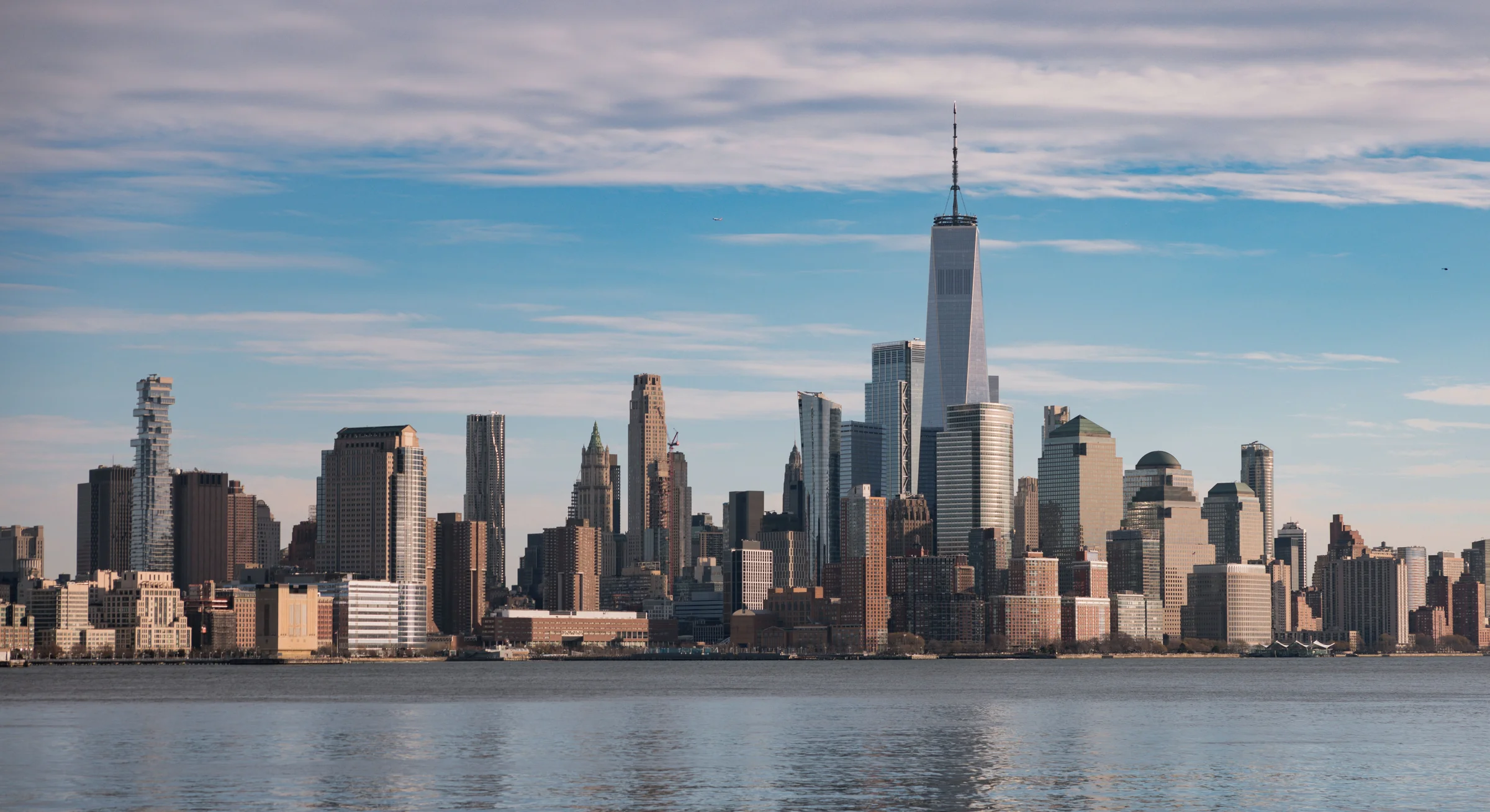 Lower Manhattan skyline with One World Trade Center